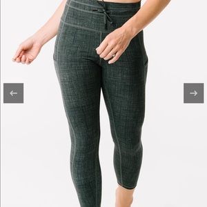 Zyia Sage Medley Pocket Drawstring leggings